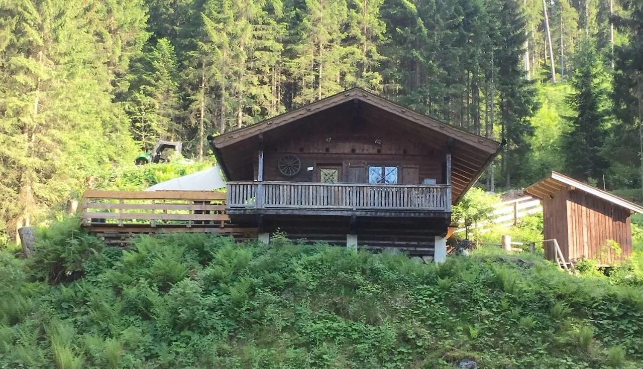 Wasserfallhuette Saalbach